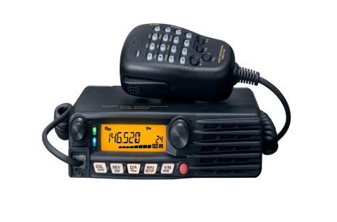 Transceptor YAESU - FTM-3100R